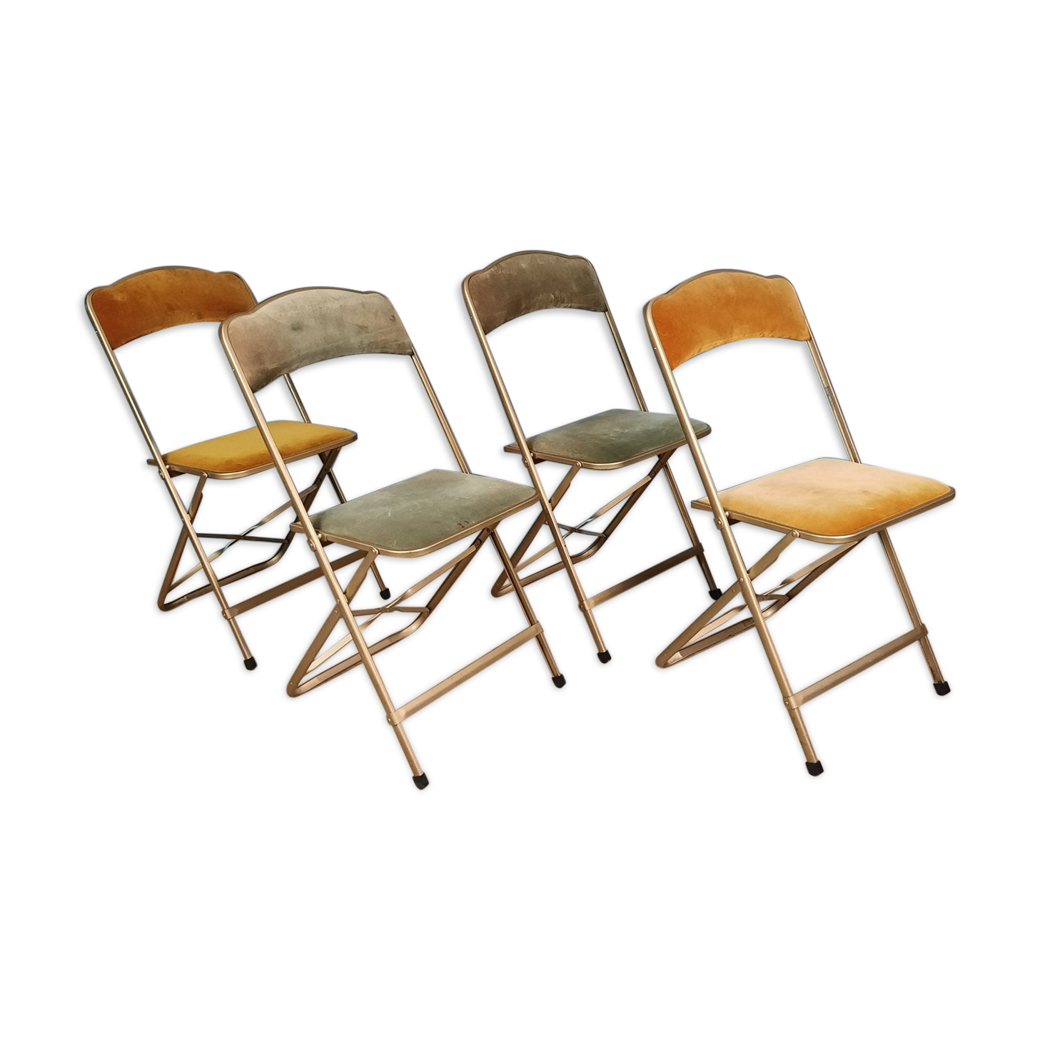 Set of 4 vintage folding chairs