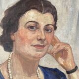 Signed portrait of a woman from 1939