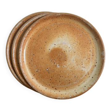 Set of 3 antique dessert plates. Marais stoneware.