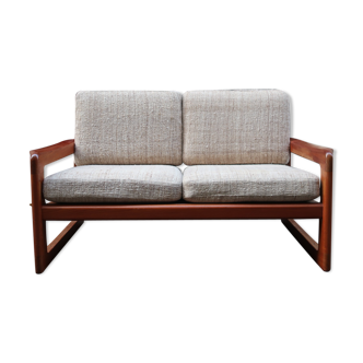 Danish teak sofa from the 1960s edited by Dyrlund