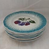 8 assiettes à dessert anciennes en barbotine