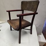 Ancien fauteuil enfant