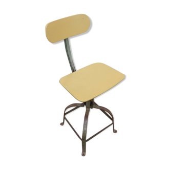 Bienaise workshop chair