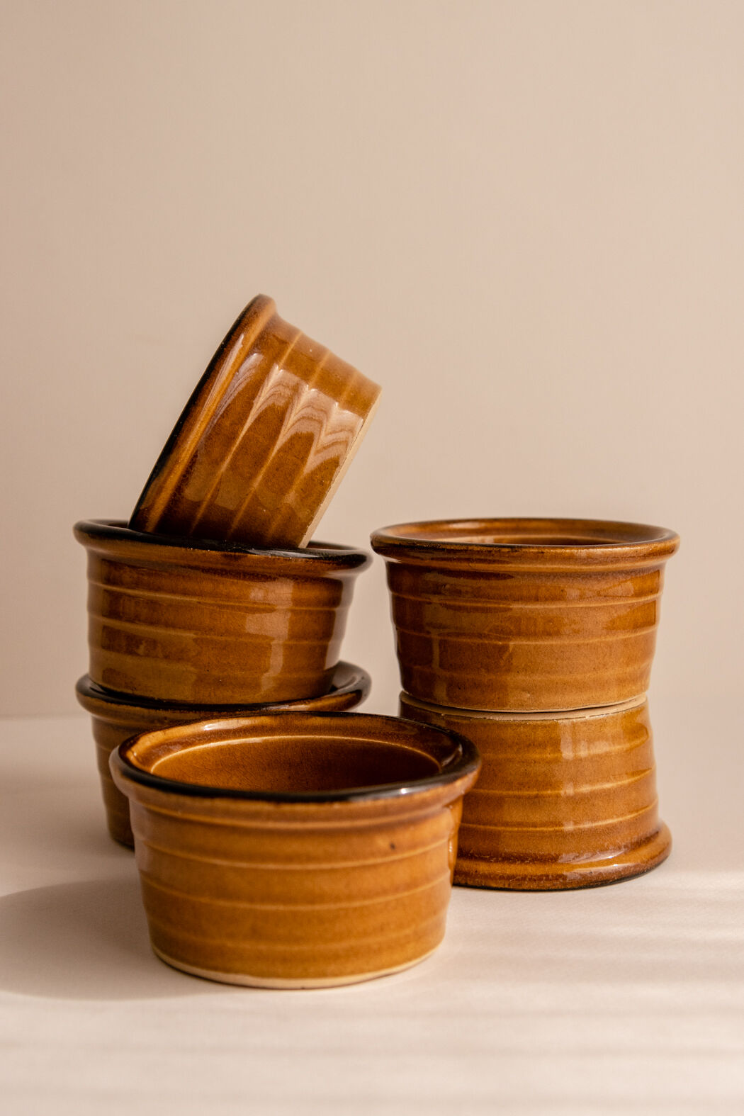 Set of 6 ramekins / terracotta raviers