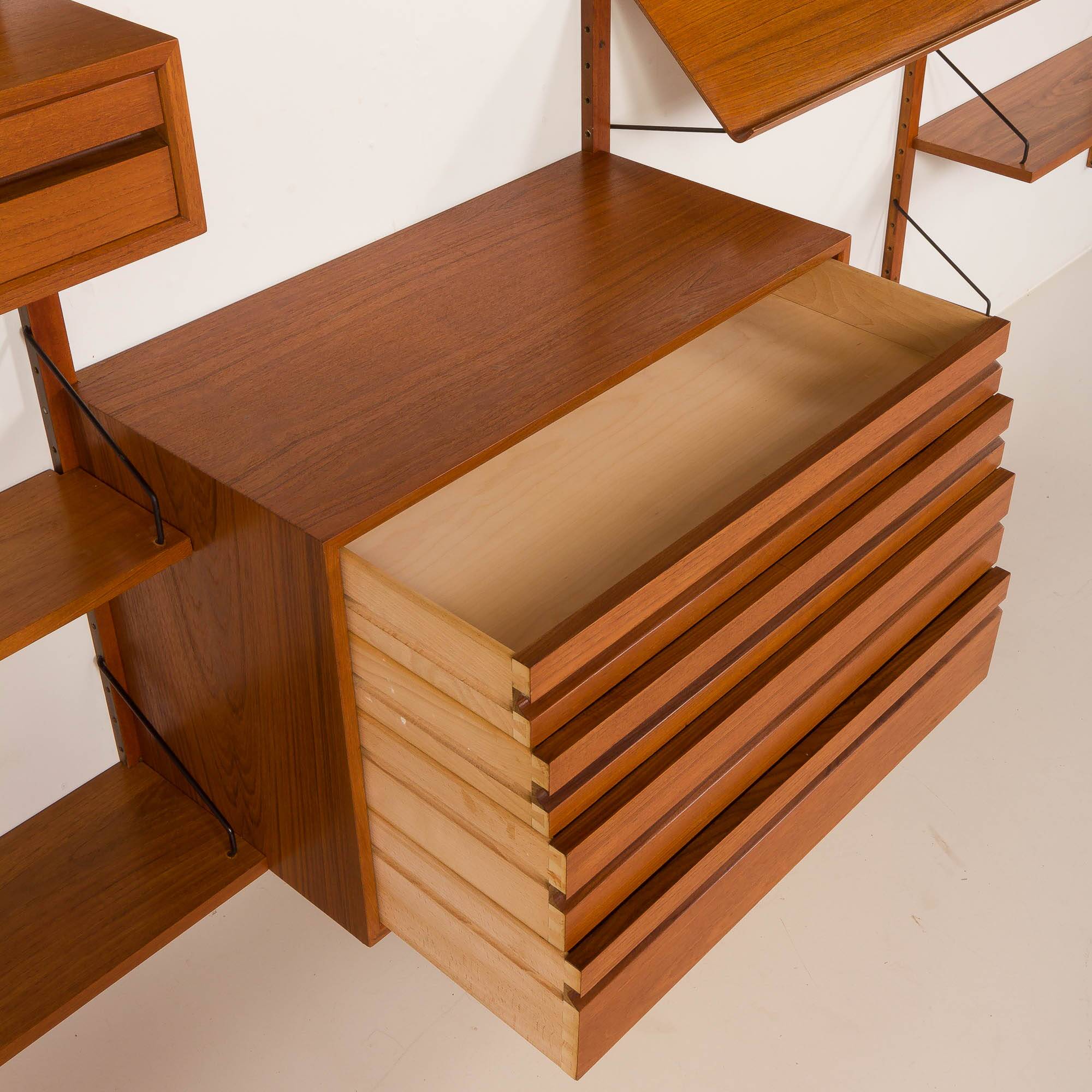 Poul Cadovius 4 bay teak wall unit for Cado, Denmark 1960s