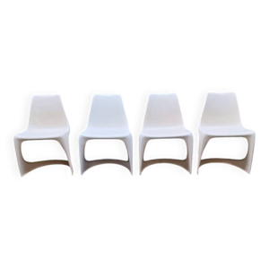 Lot de 4 chaises en plastique - cado