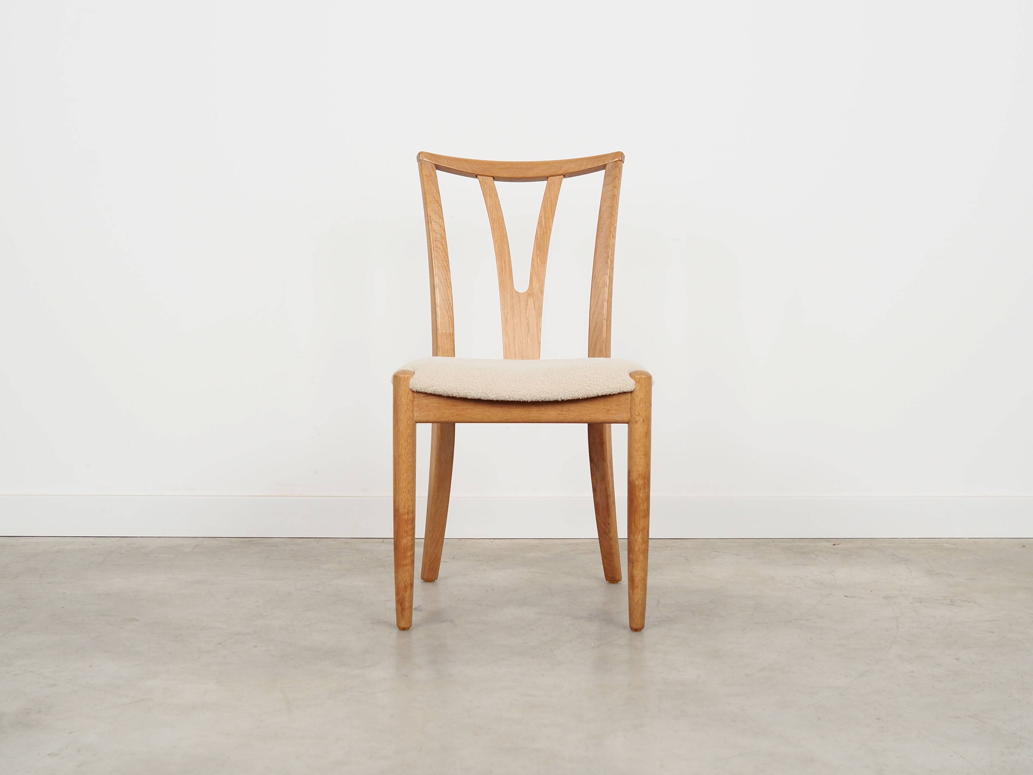 Ensemble de six chaises en frêne, design danois, années 1970, production : Danemark