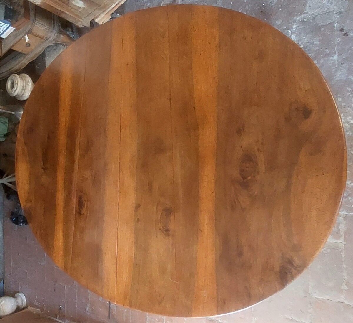Large extendable oval table up to 3 metres, walnut.
