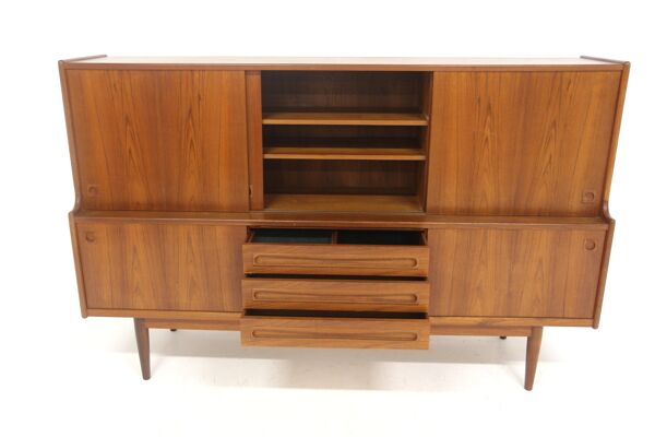 Enfilade scandinave ''Modèle 31'', Johannes Andersen, J. Skaaning & Son, Danemark