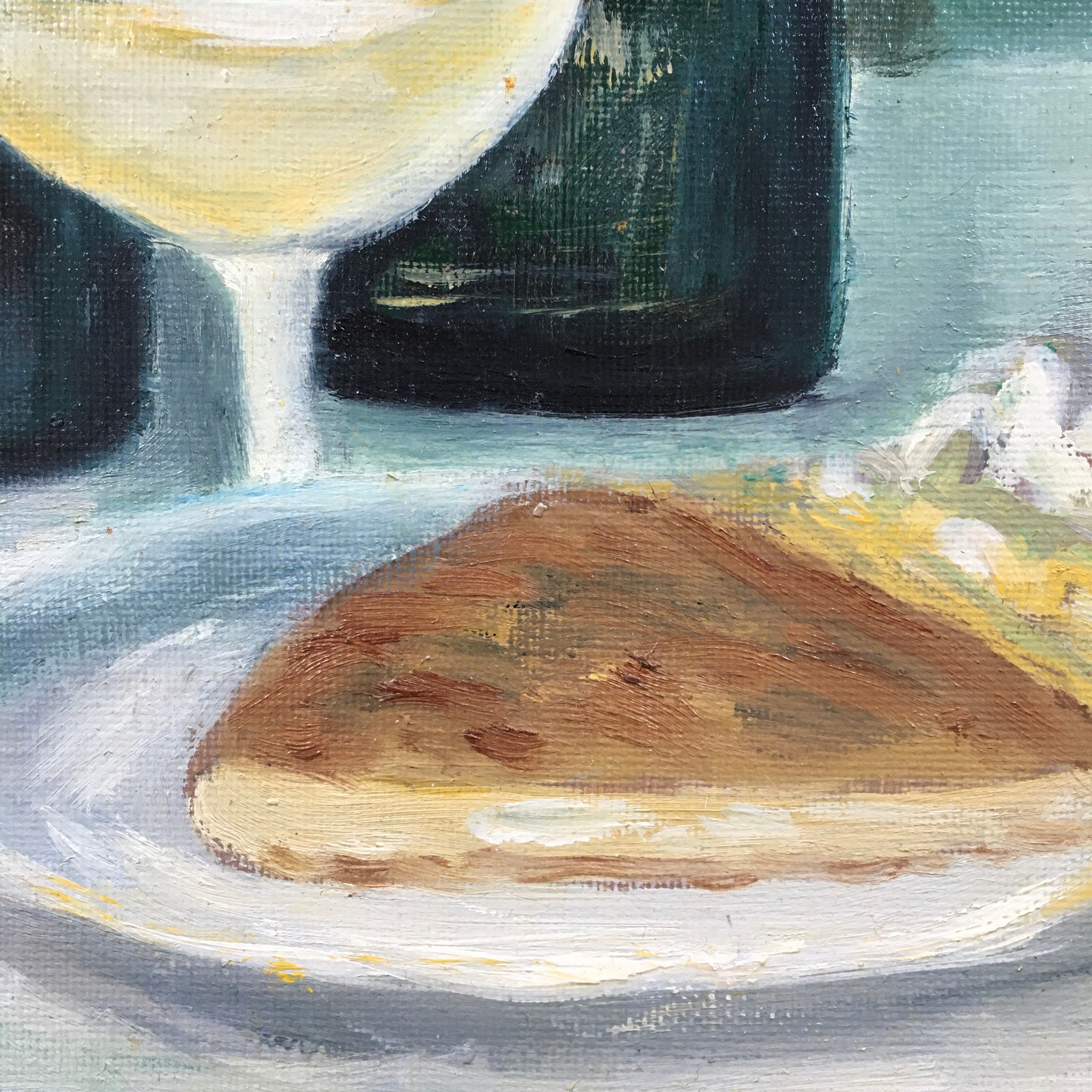 Table cake and cider