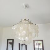 Luster with mother-of-pearl grapevines