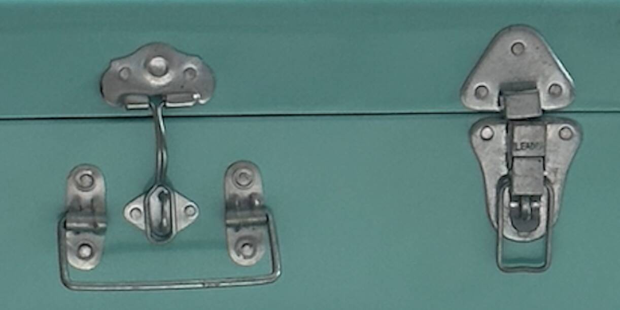 Set of 2 vintage metal trunks