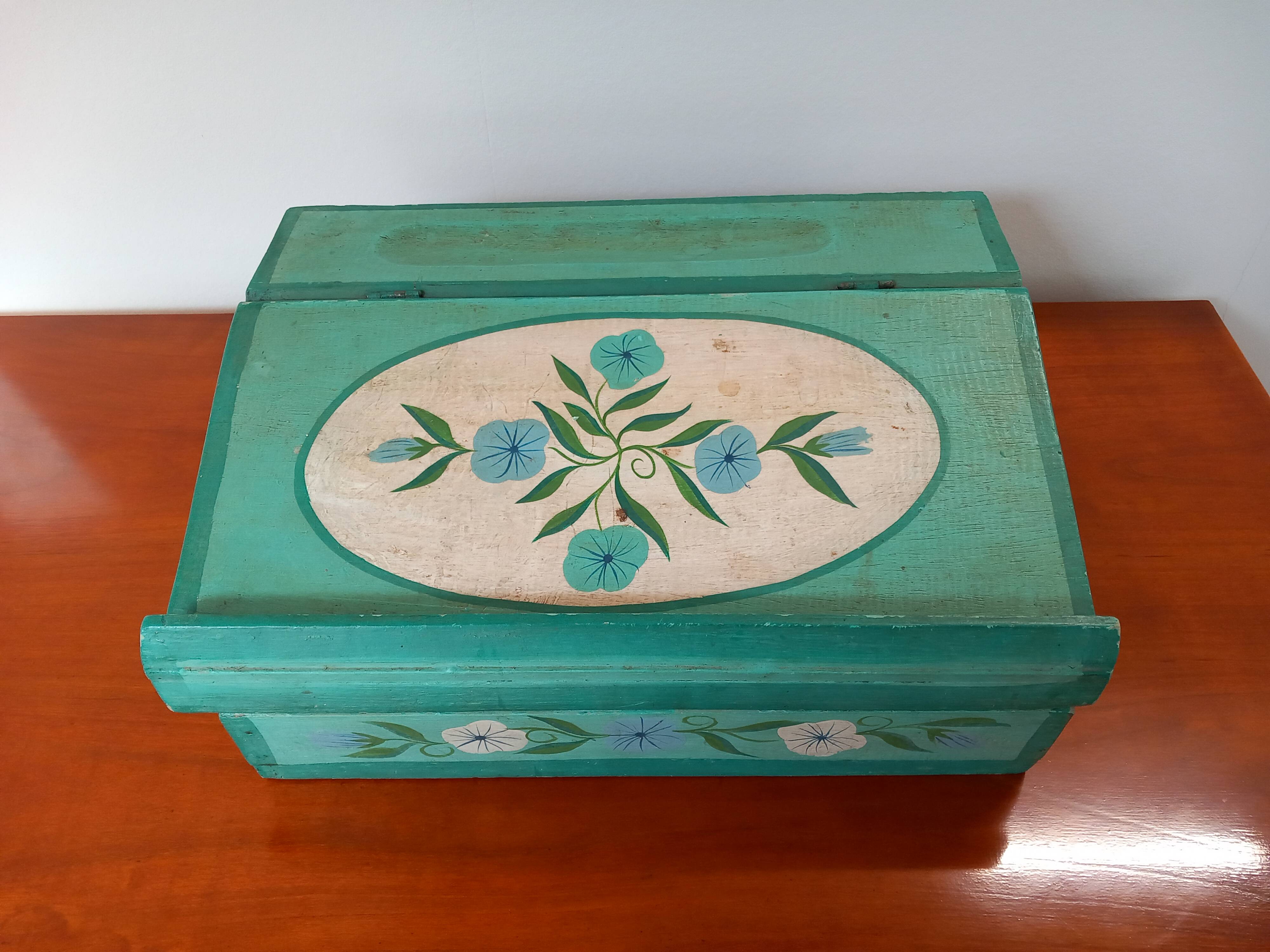 Vintage writing desk / storage (mid 1980) in solid wood, made and painted by hand