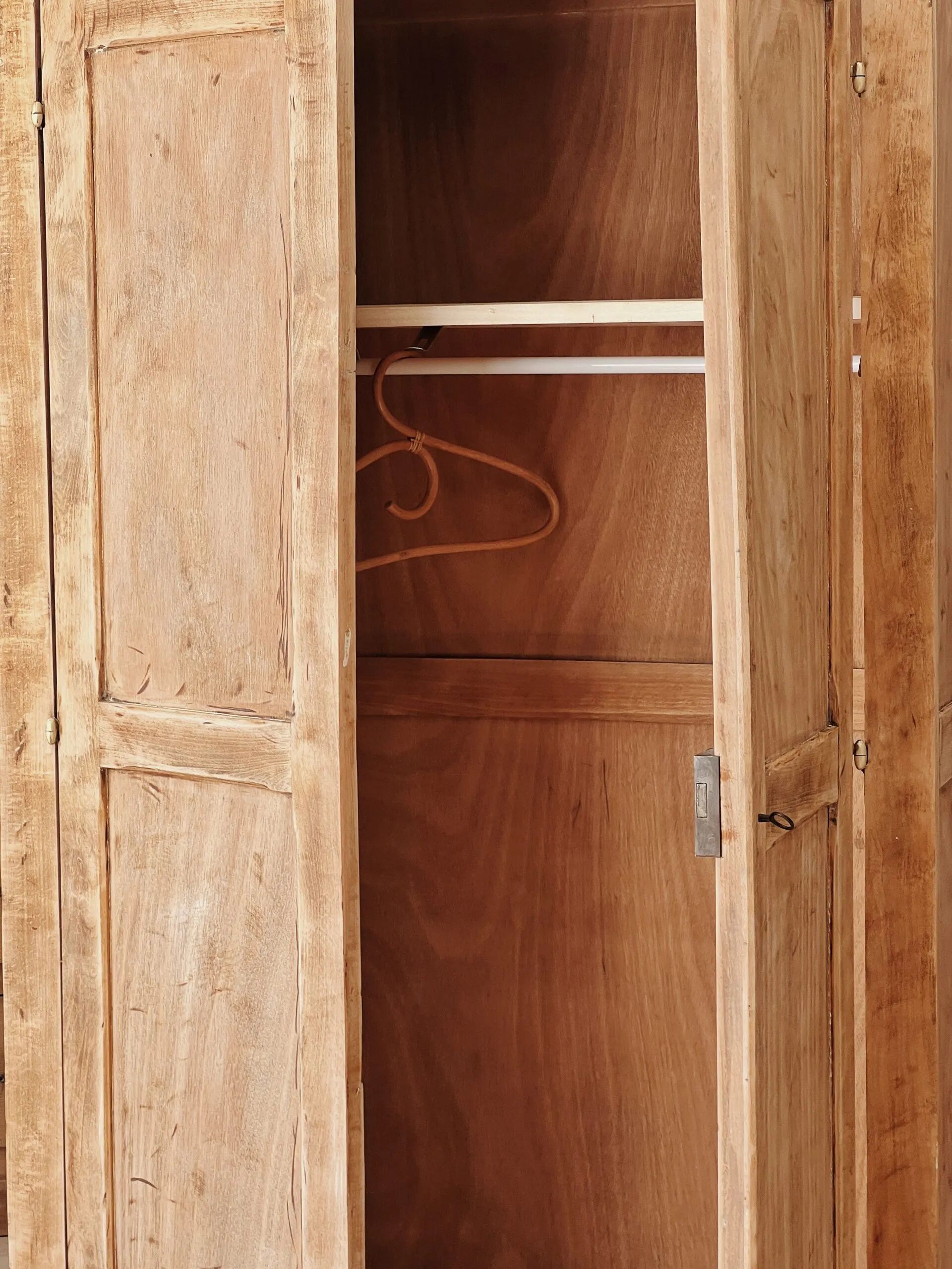 Parisian wardrobe in beech wood