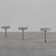 Tabouret vintage design Mid-century en chrome avec assise en cuir blanc, années 1970