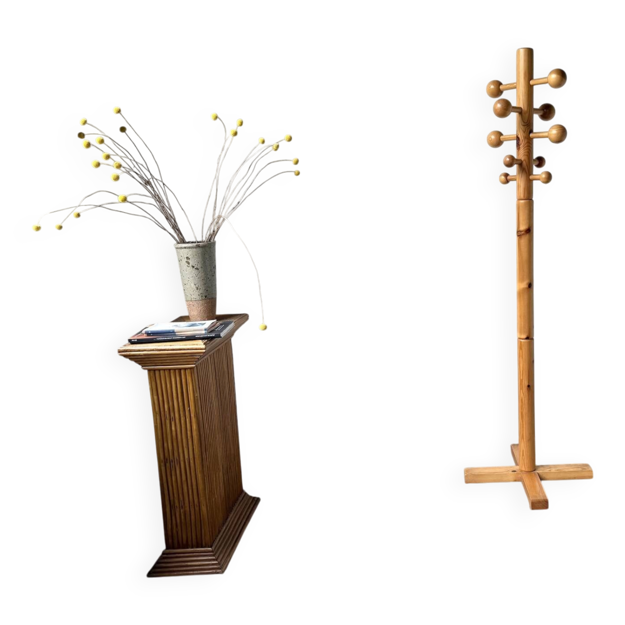 Free-standing coat rack in solid pine, Les Arcs, 1970s