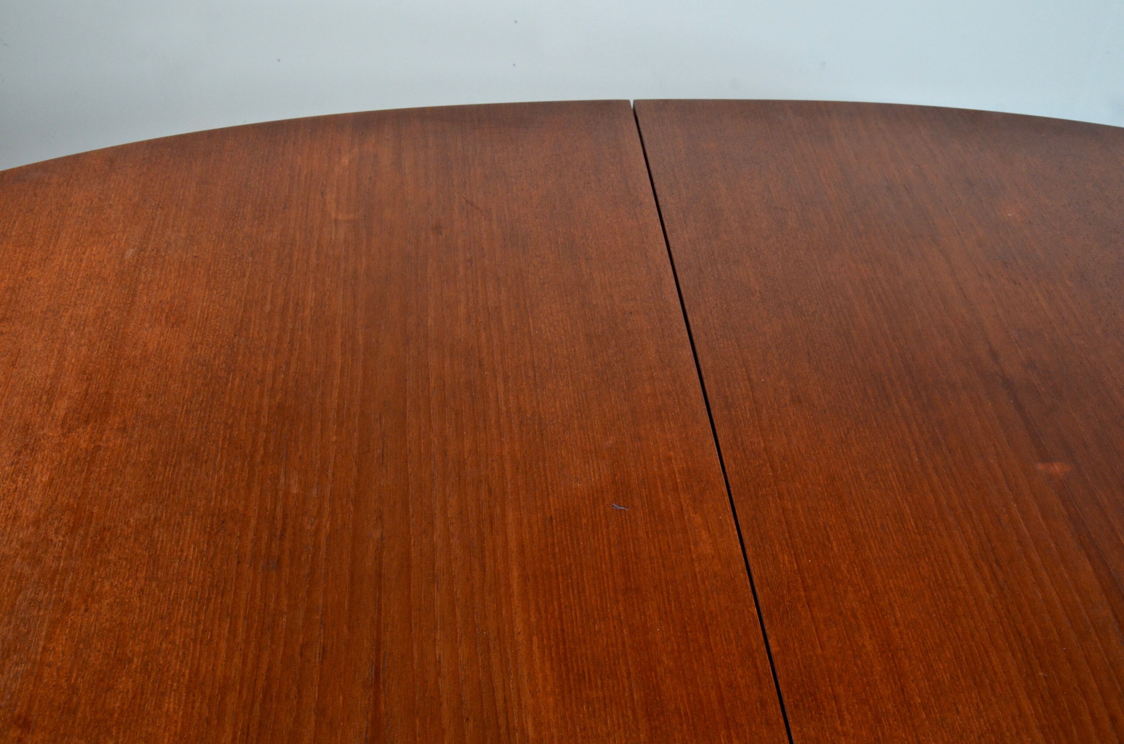 Mcintosh oblong teak extending table