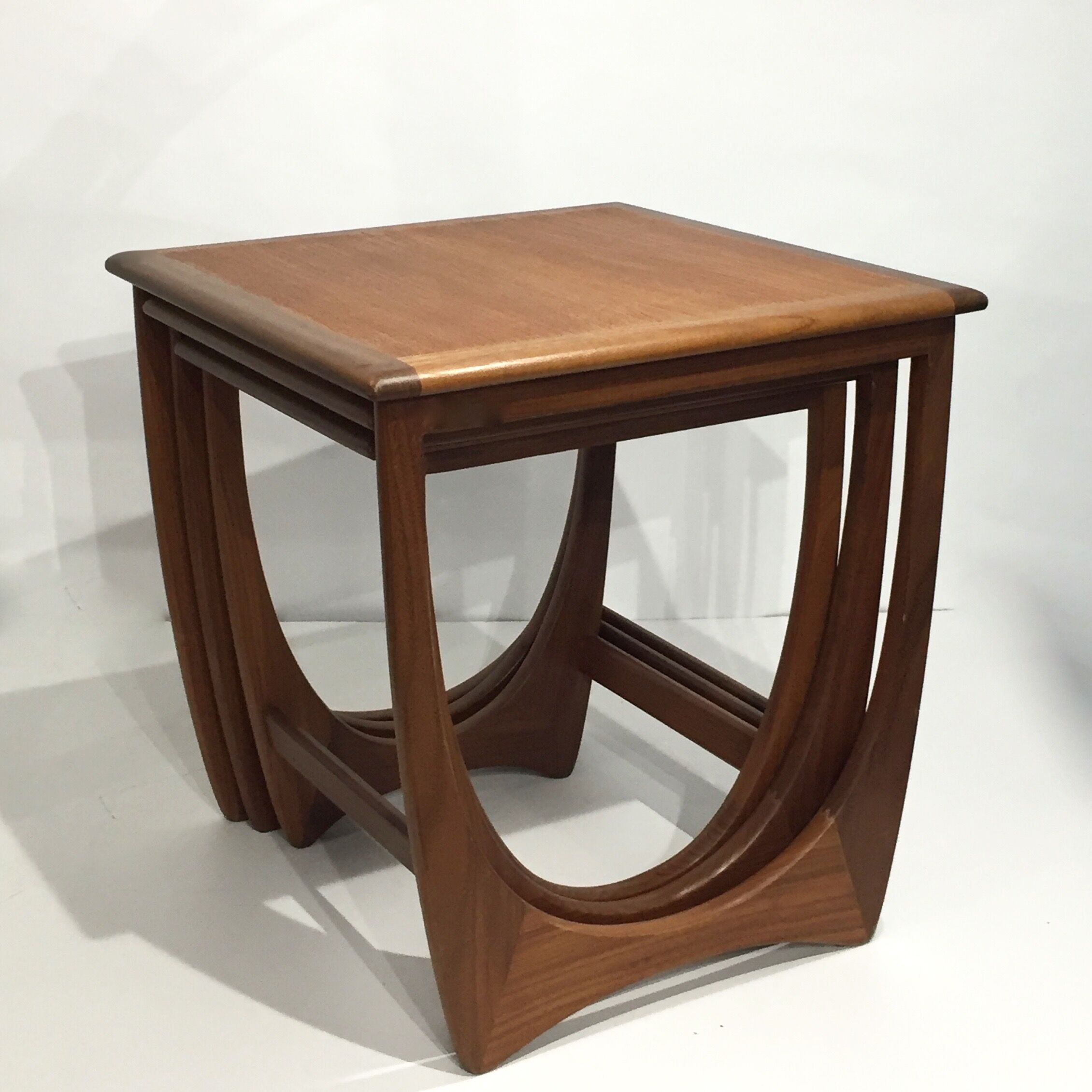 GPlan pull out tables