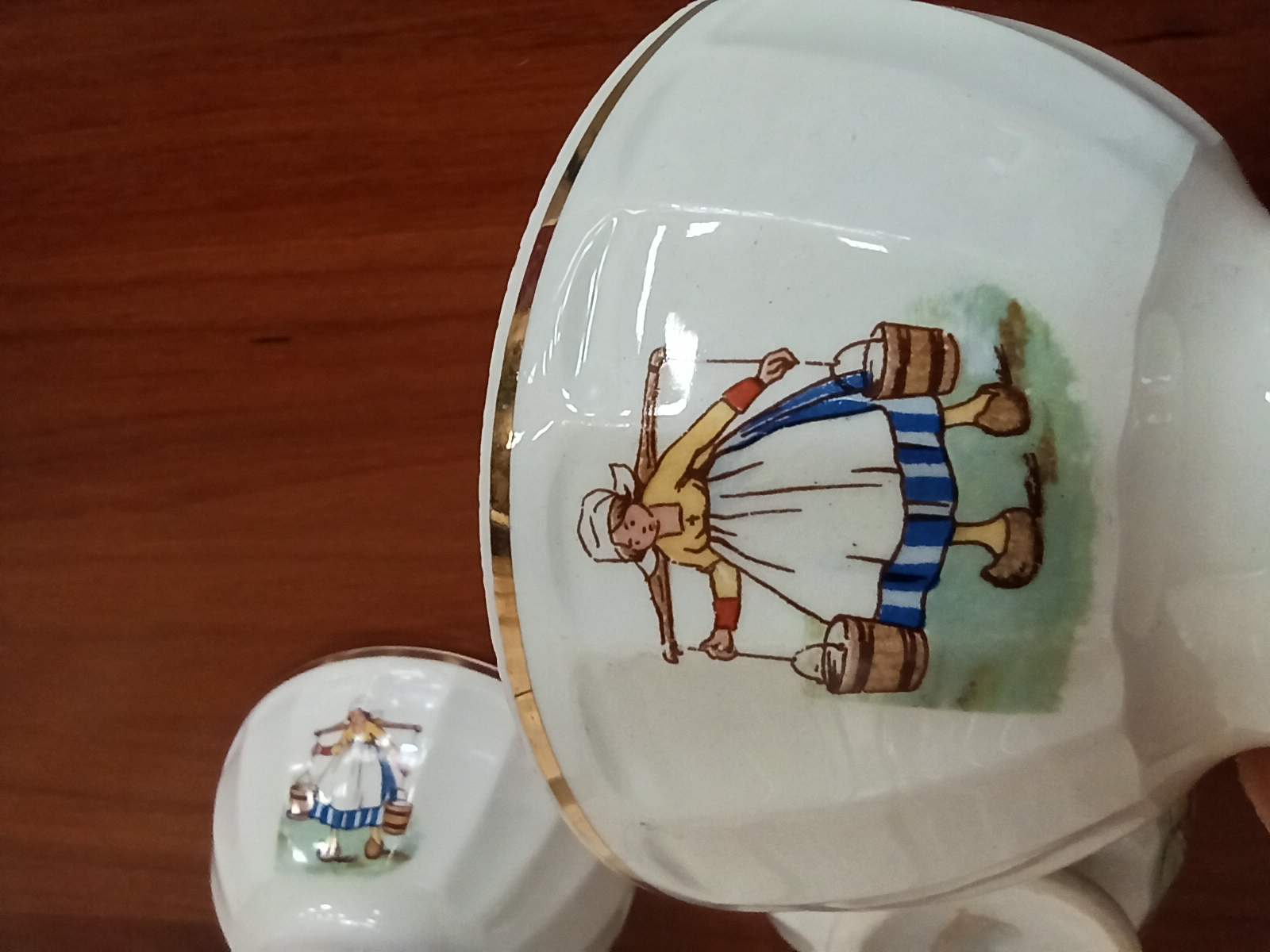 Set 6 bowls cow creamer semi porcelain old