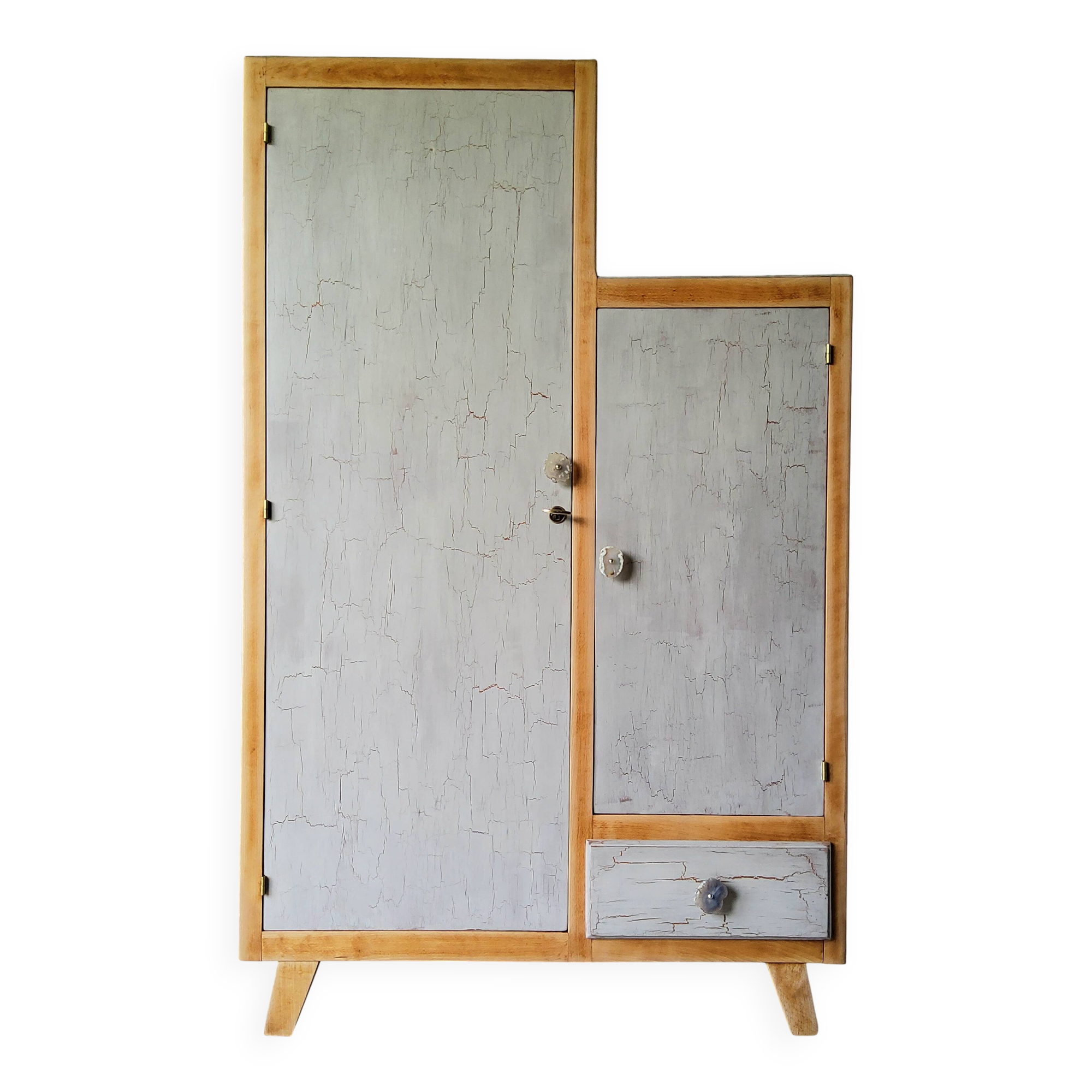 Asymmetrical Parisian wardrobe