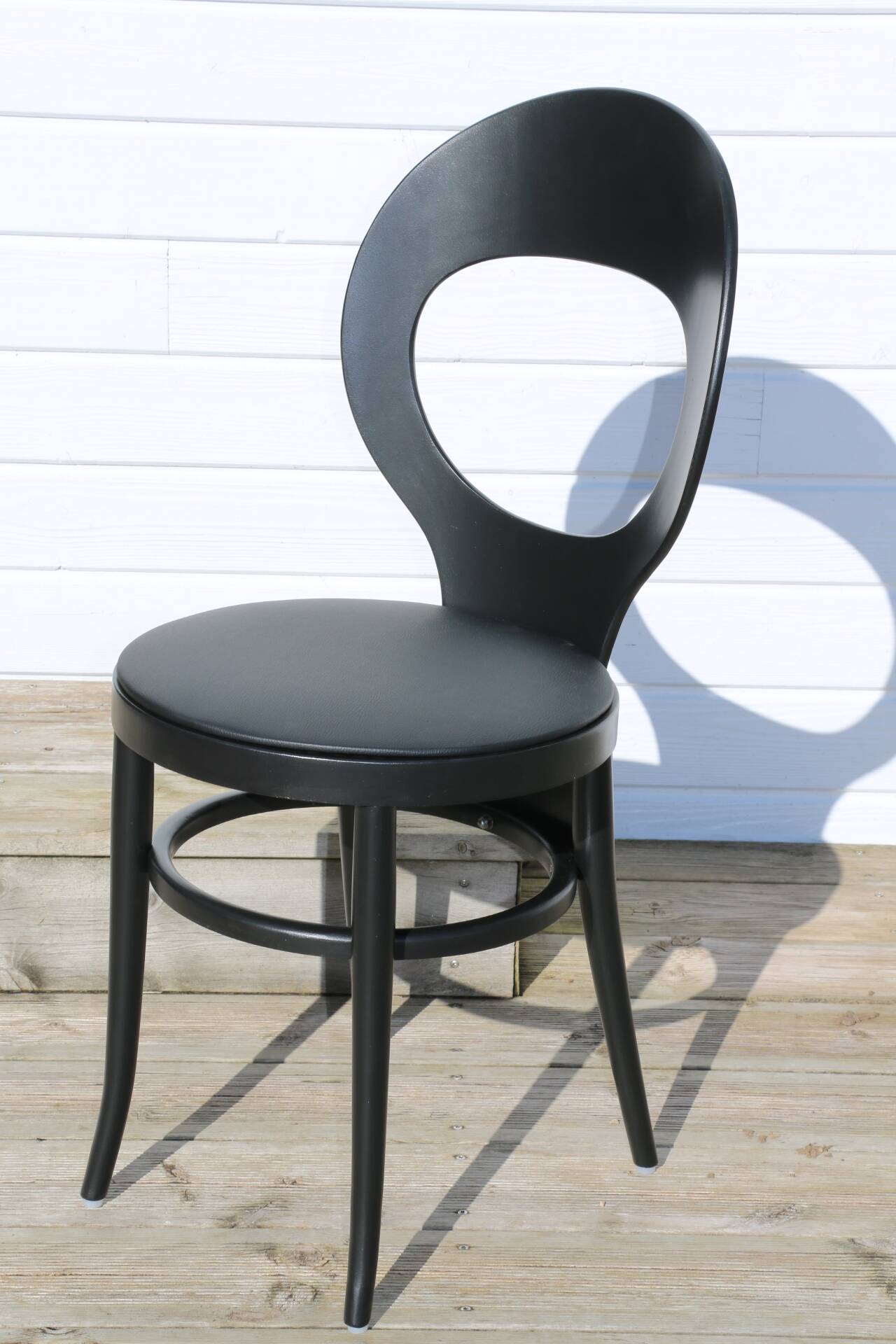 BAUMANN black seagull chair black skai