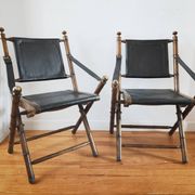 Paire de chaises pliantes safari  en cuir 1970-80