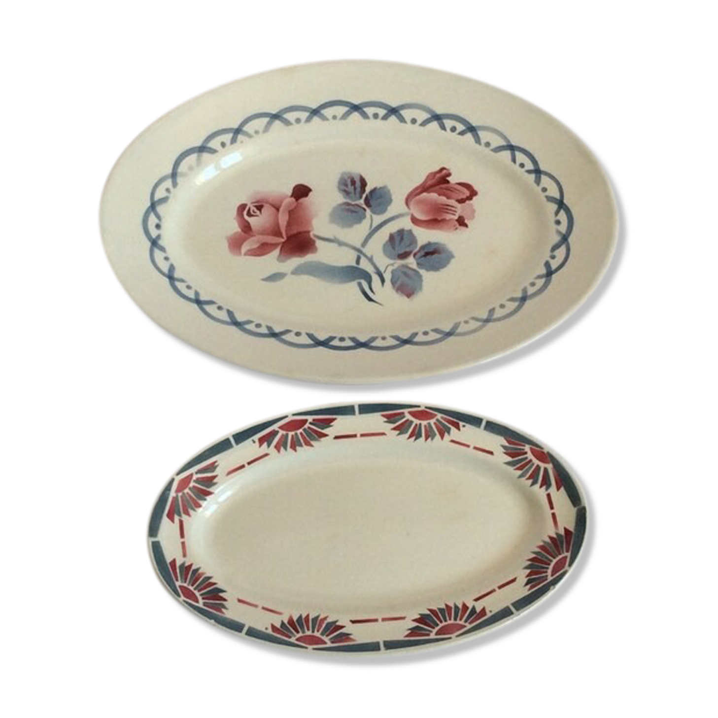 Lot de 2 plats ovales en céramique dépareillés, Digoin & Sarreguemines St Amand Nord