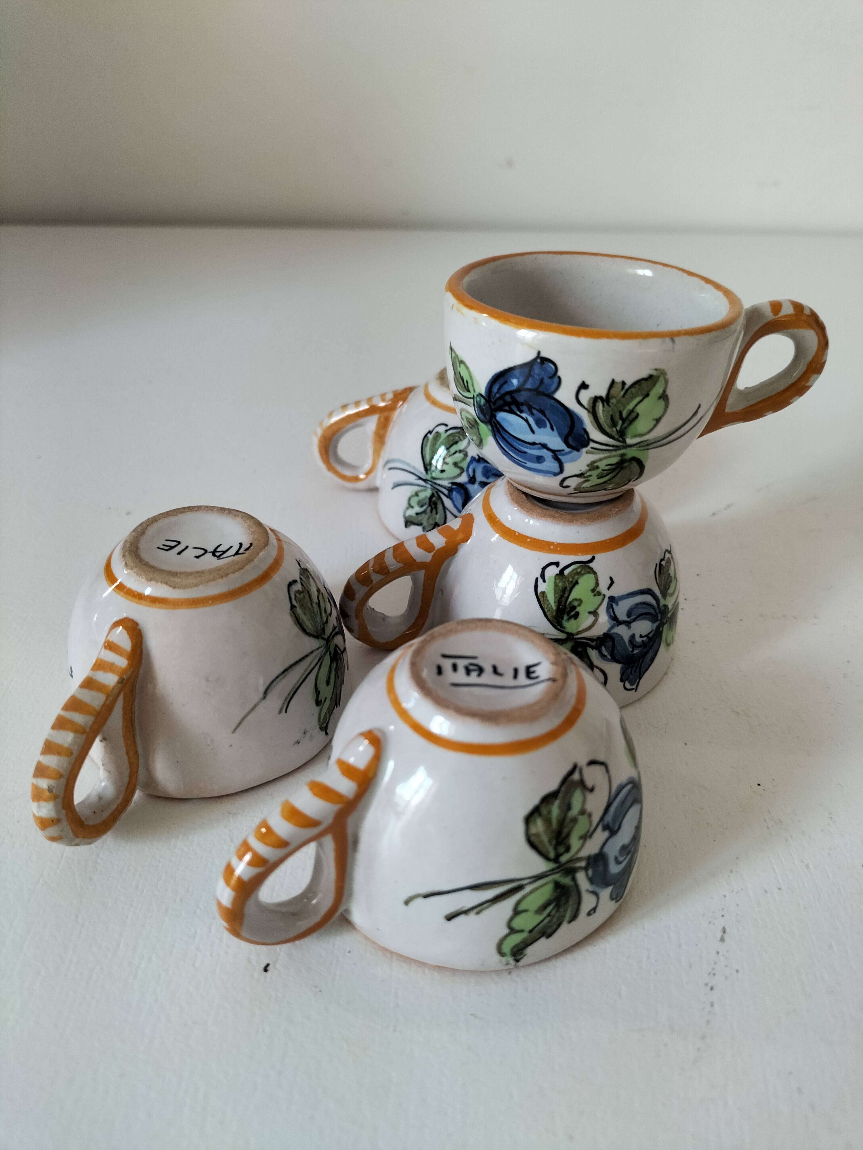 Ensemble 5 mini tasses italiennes en faïence peinte – années 60/70