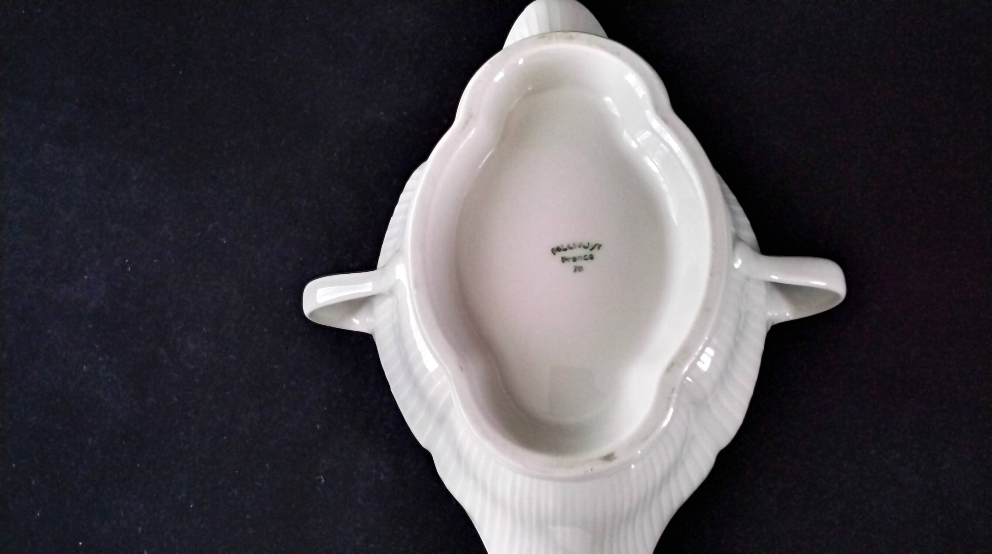 White porcelain sauce boat Pillivuyt