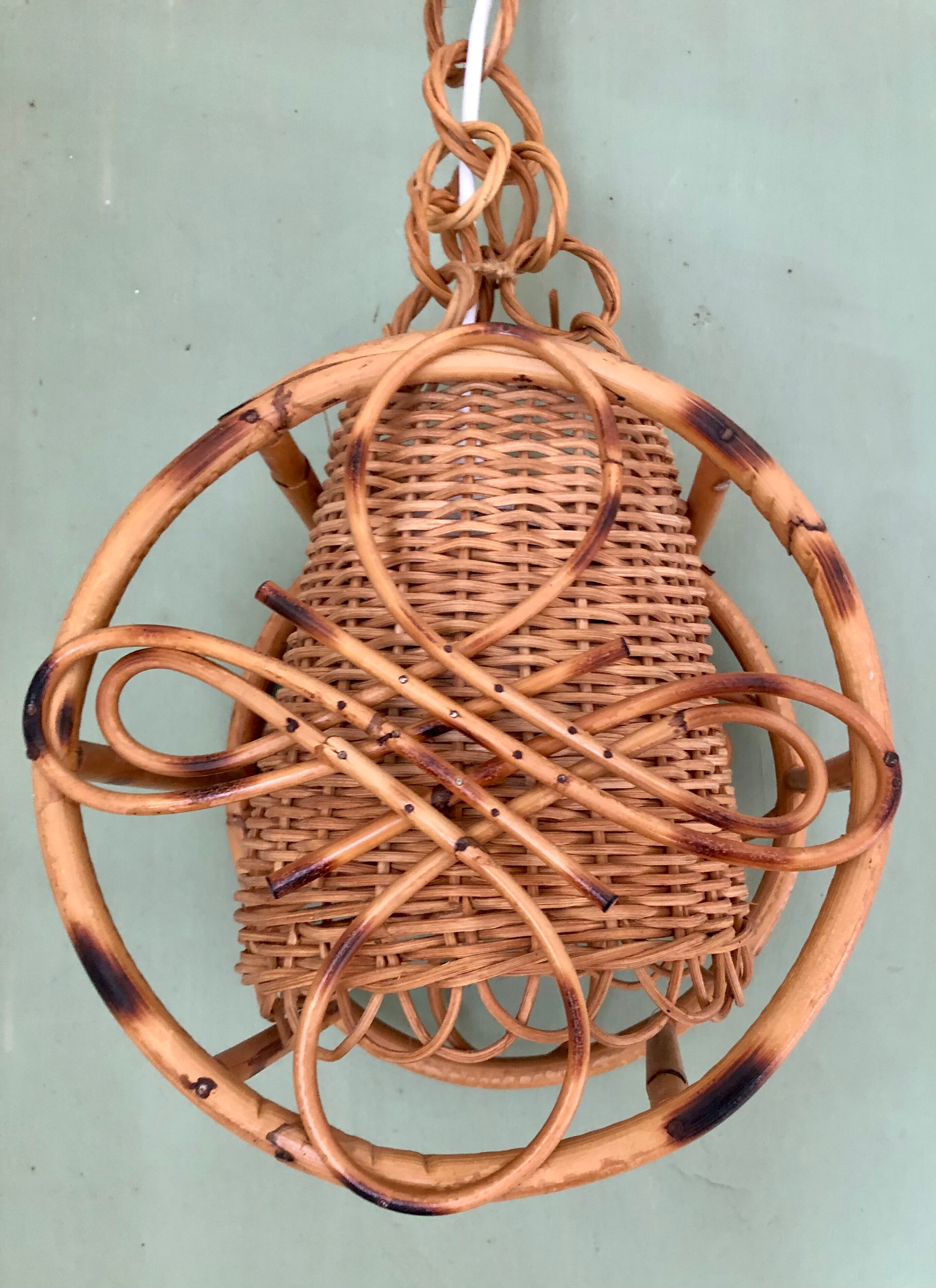 Vintage rattan hanging lamp