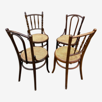 Lot de 4 chaises bistrot bois courbé dépareillées 1920