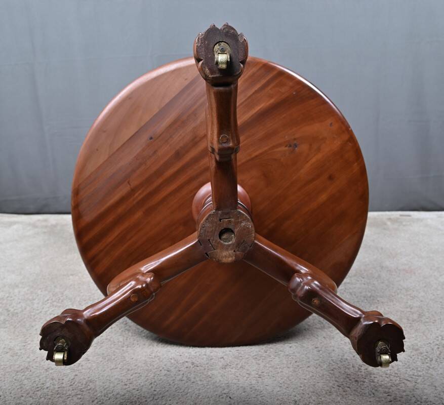 Mahogany Mute Servant, Chippendale style, England - Late 19th century