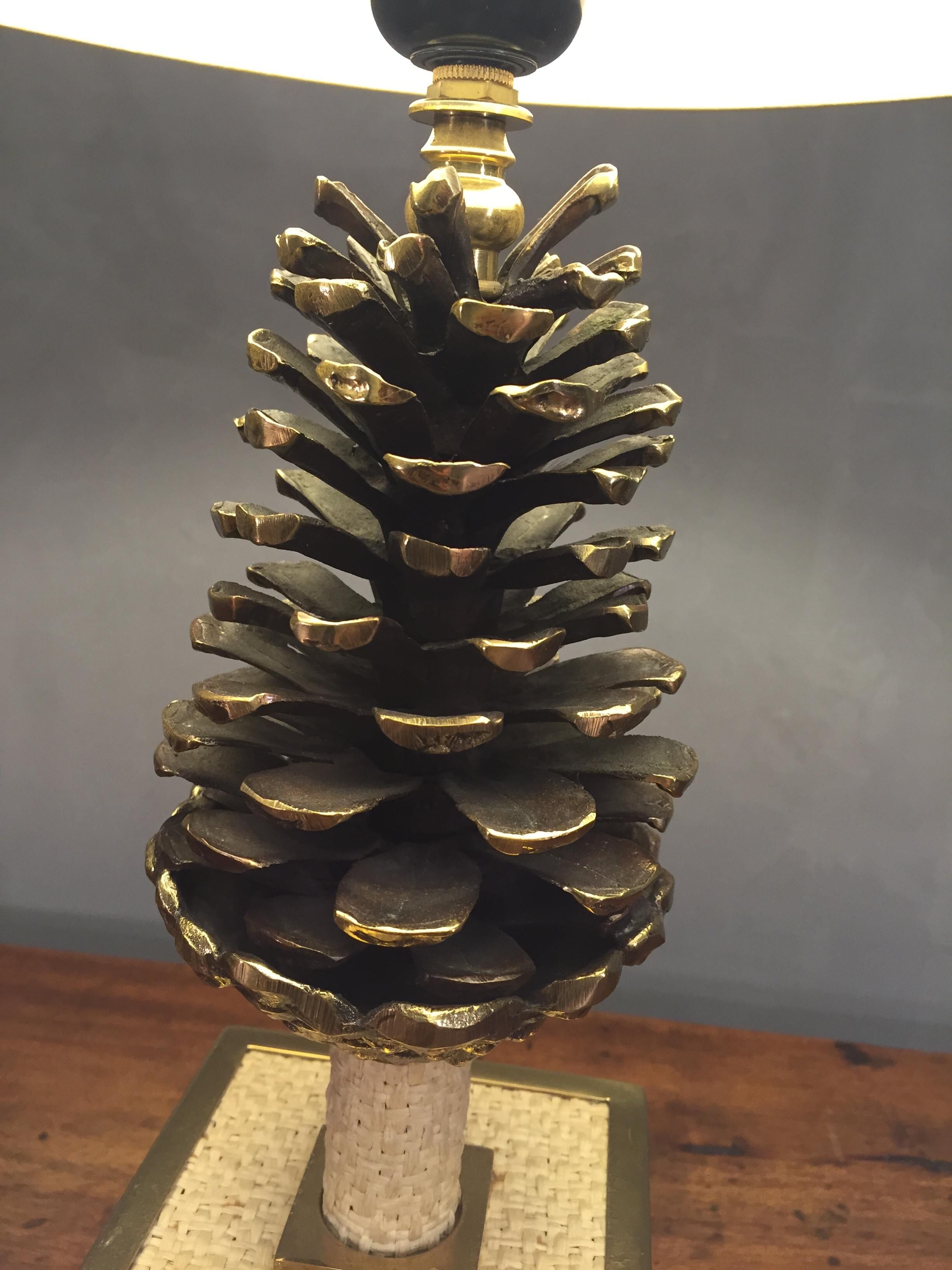 Lamp circa 1970 pinecone