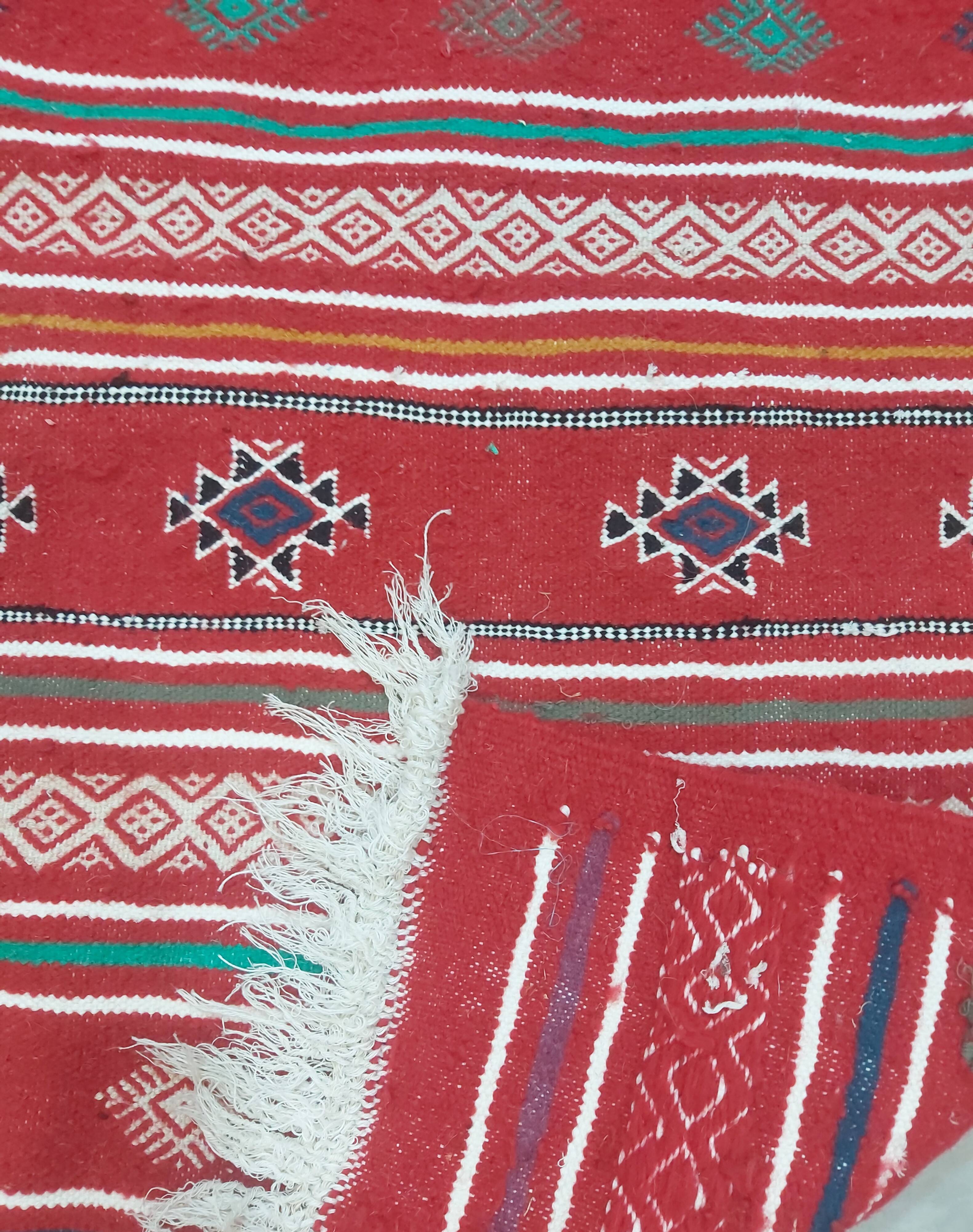 Traditional handmade red carpet 63x95ccm