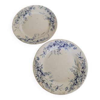 Set of 2 flat iron earthenware plates by Creil Montereau, Linotte model