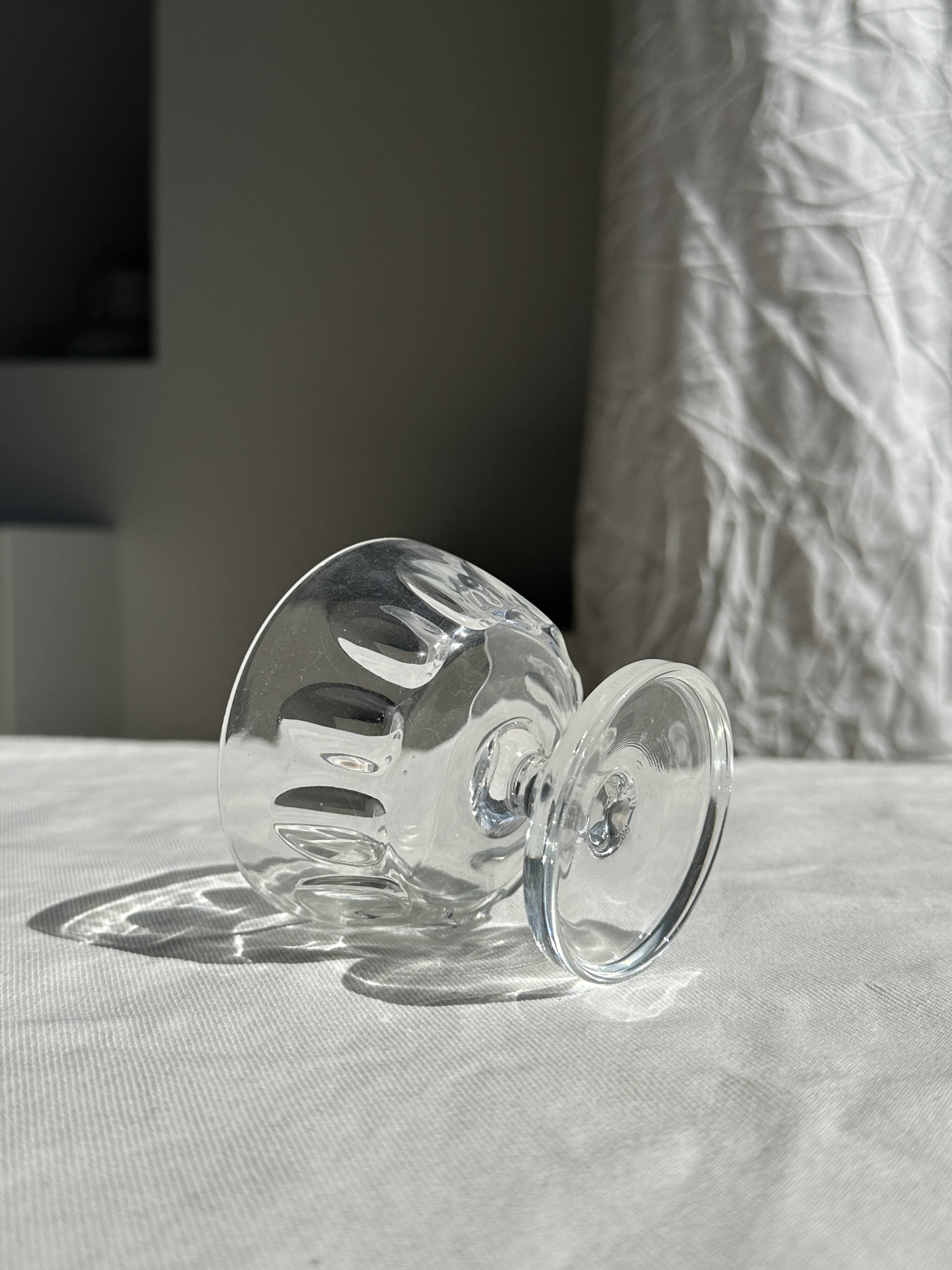 11 France Arcoroc footed bowls