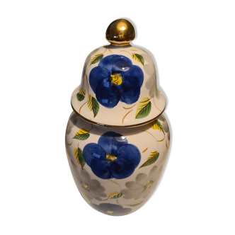 Hand-painted porcelain pot floral decoration