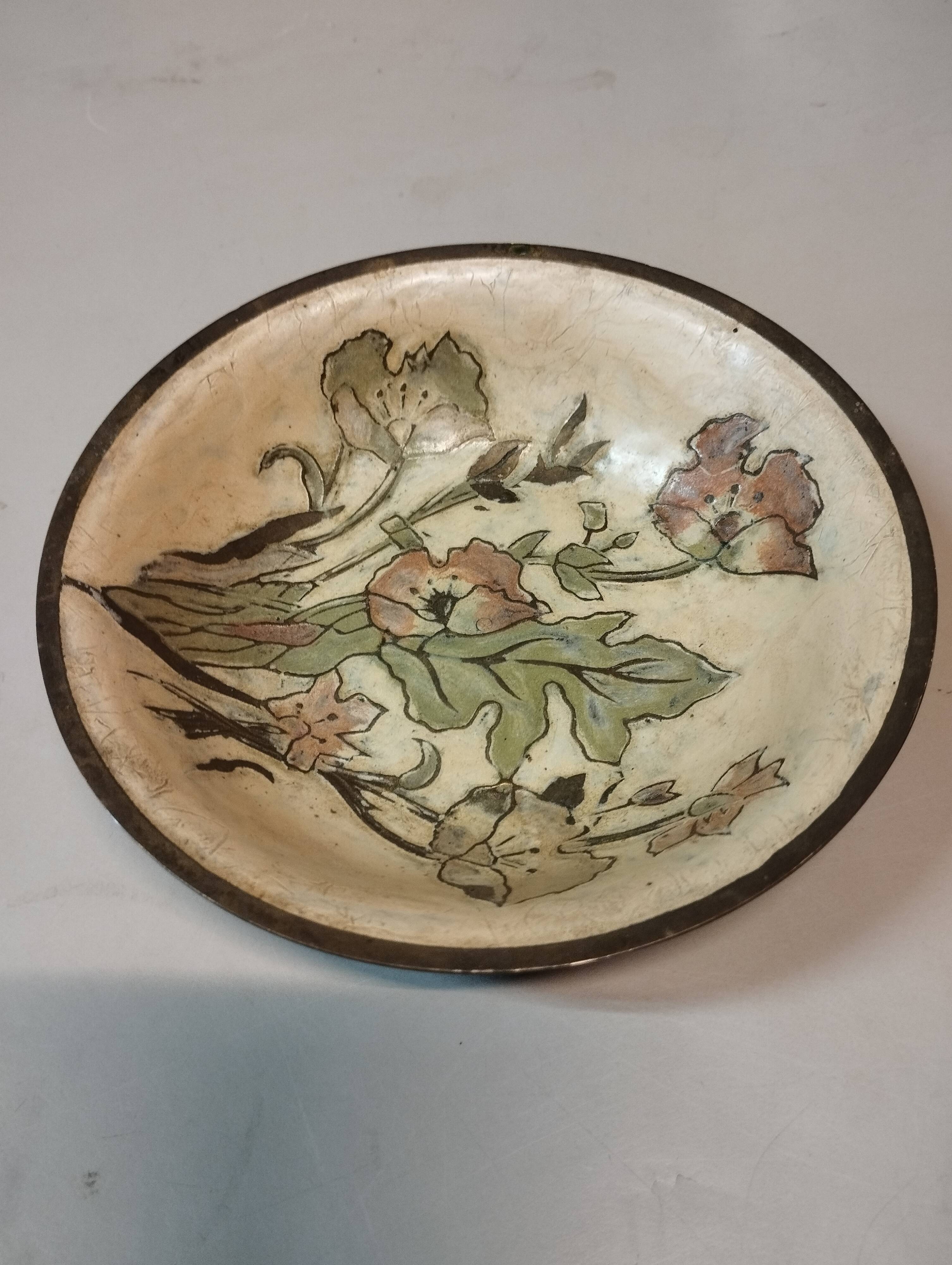 Cup with floral decoration