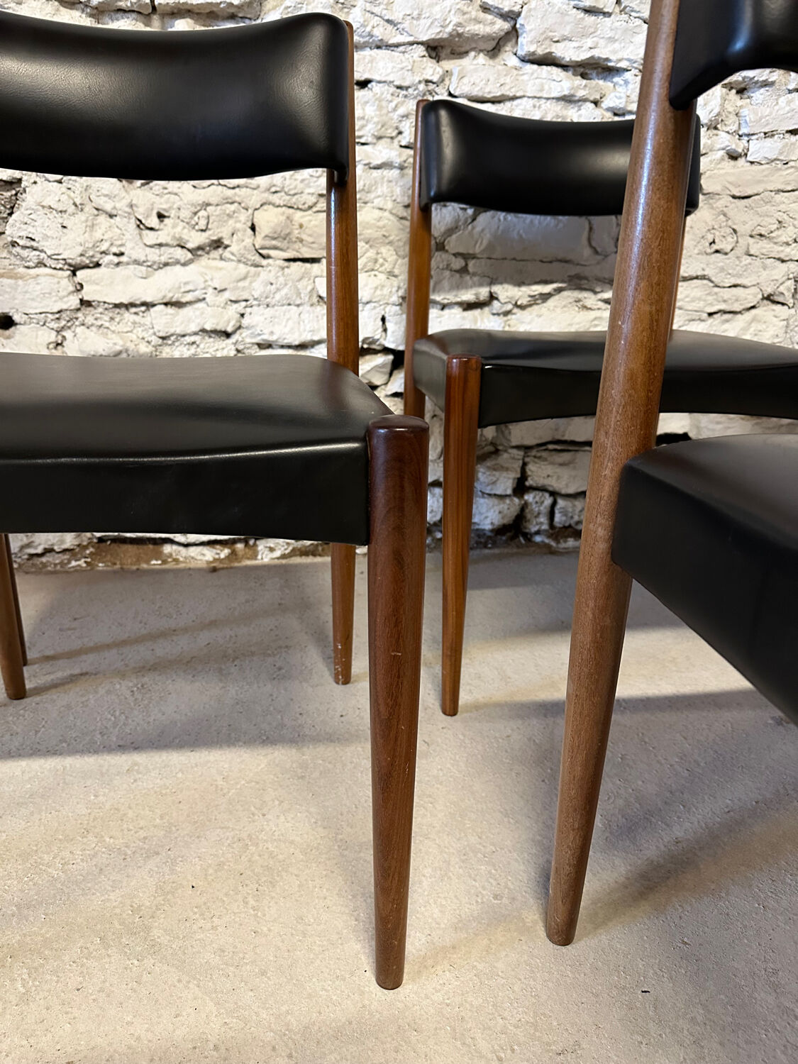 6 Scandinavian chairs by Aksel Bender 1960