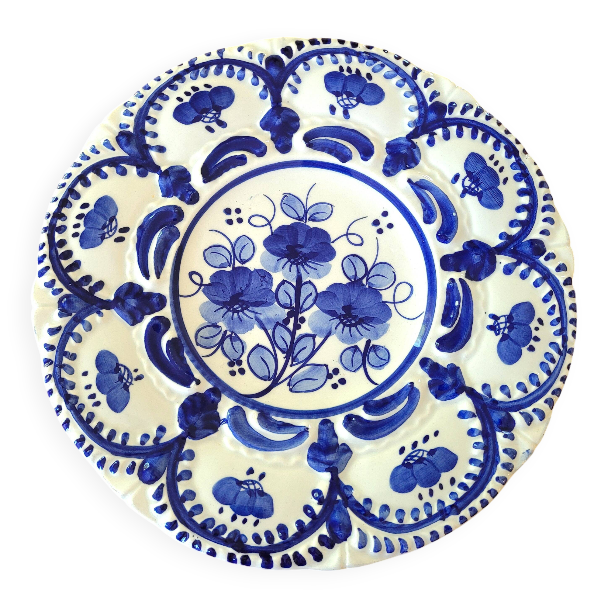 Ceramic wall plate signed HNOS Martinez Spain