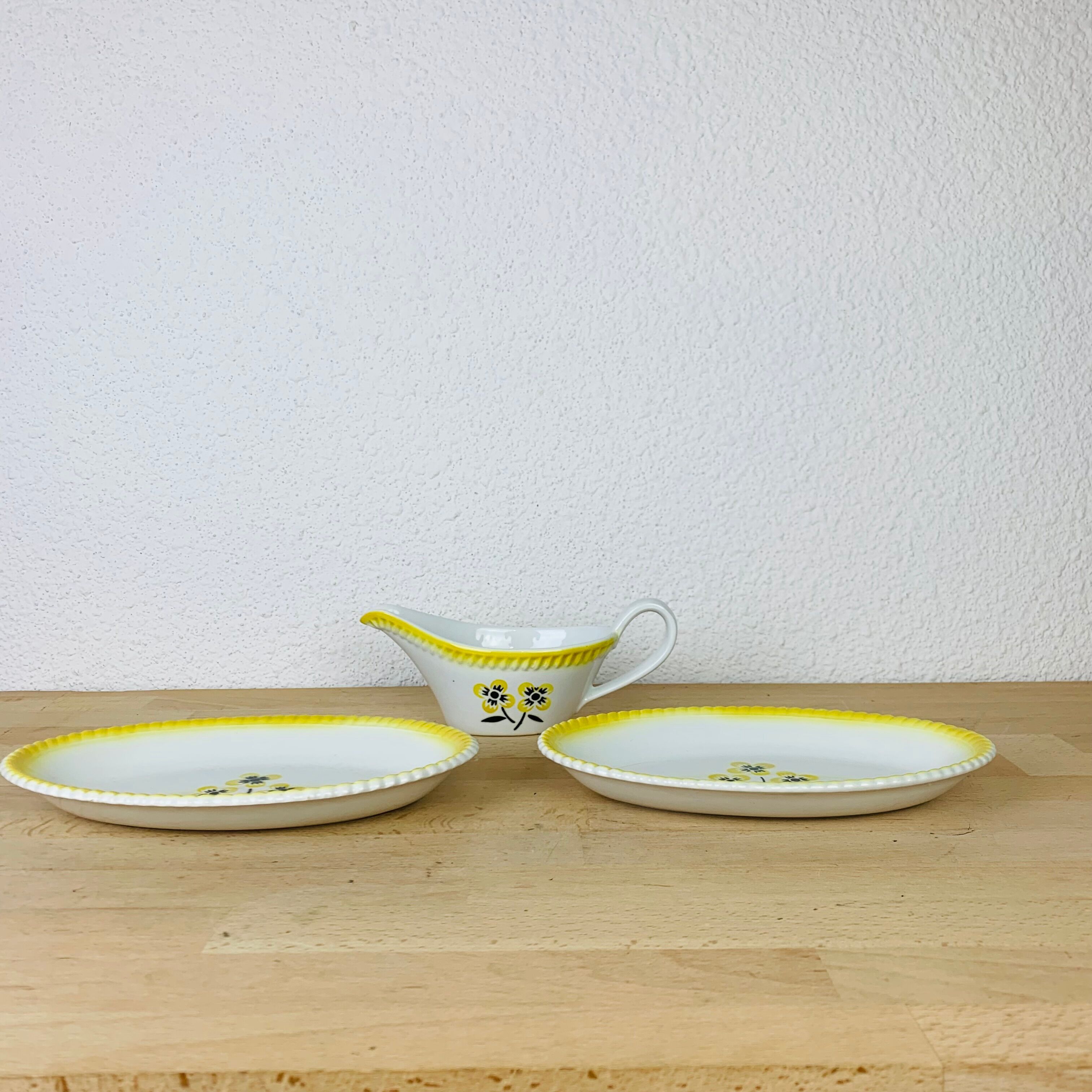 Saucer and two raviers vintage earthenware