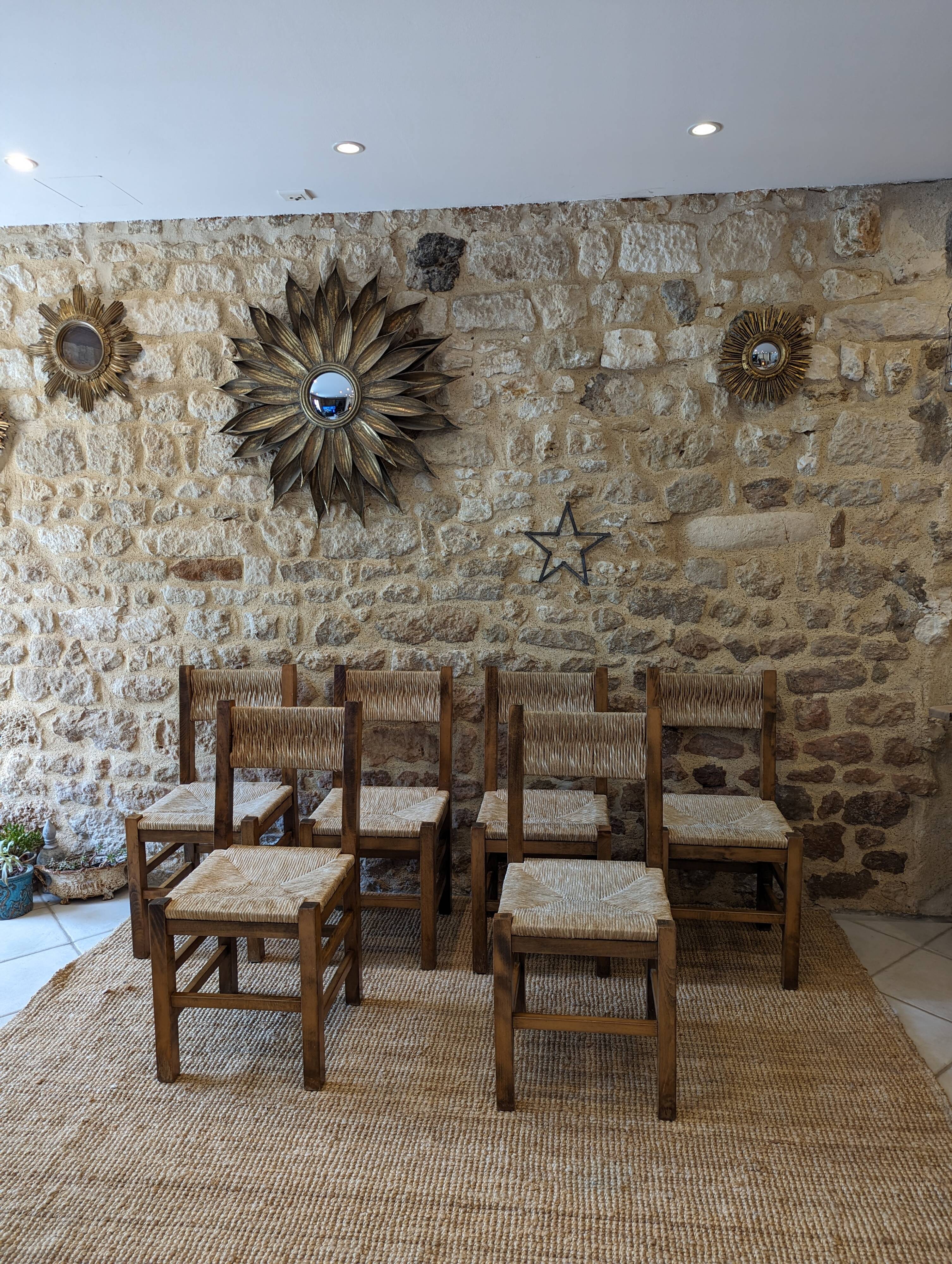 Chaises brutaliste