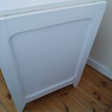 White dresser 3 pine drawers