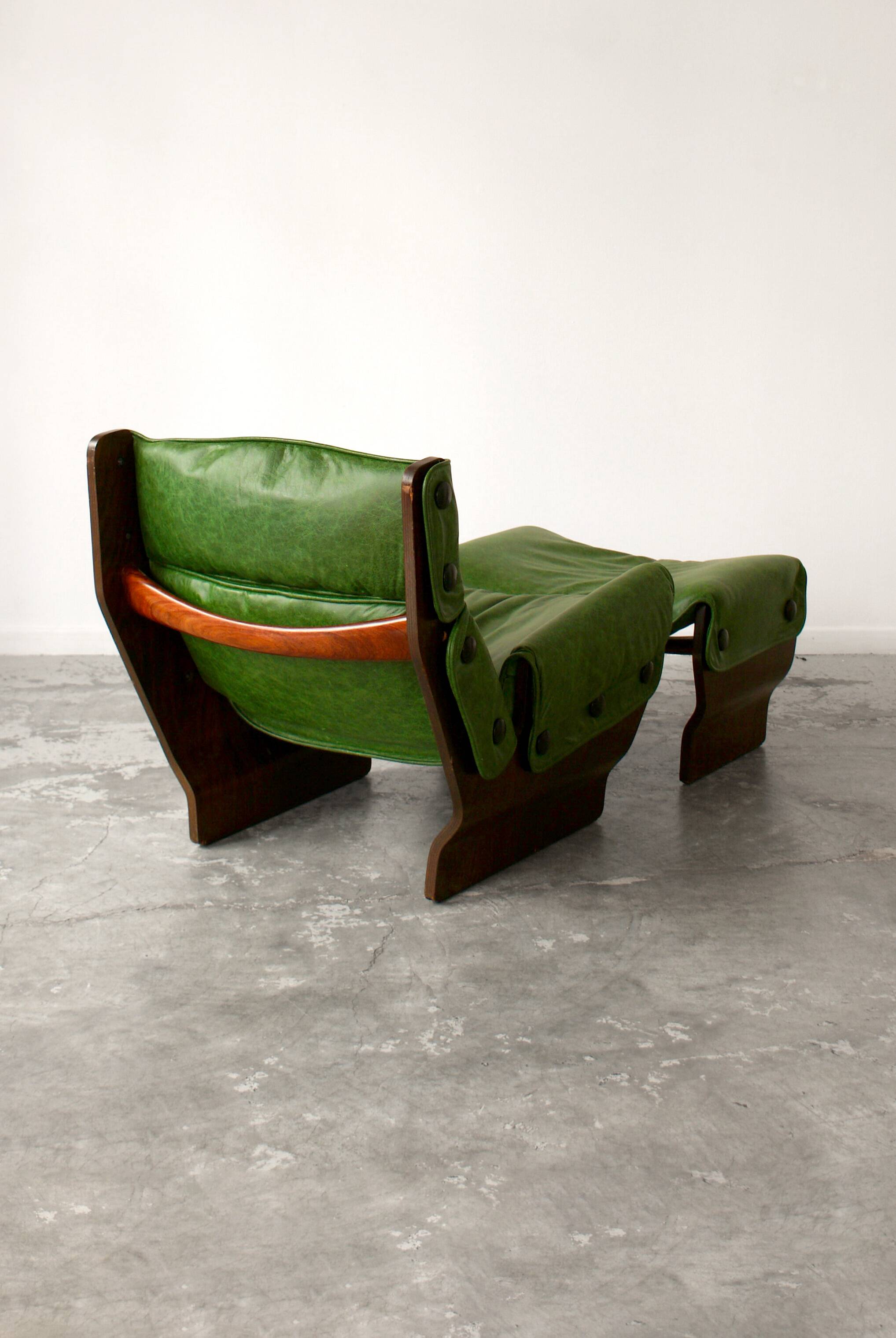 Canada model leather armchair and ottoman by Osvaldo Borsani