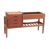 Sidebaord teak with planter by A. W. Iversen to Vinde Møbelfabrik, 1960