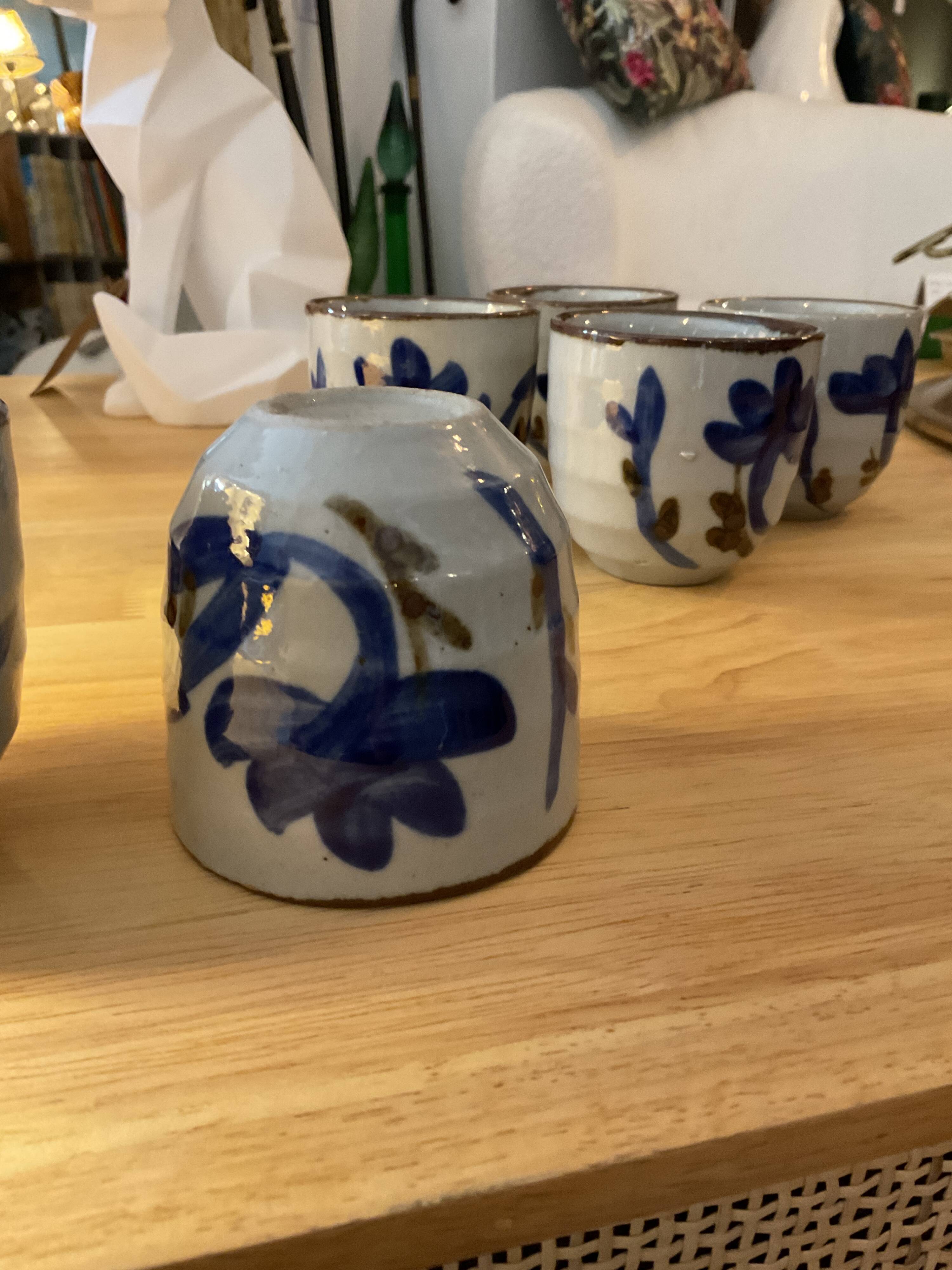 6 tasses . Vintage . Grès