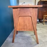Desk 4 drawers with vintage fins