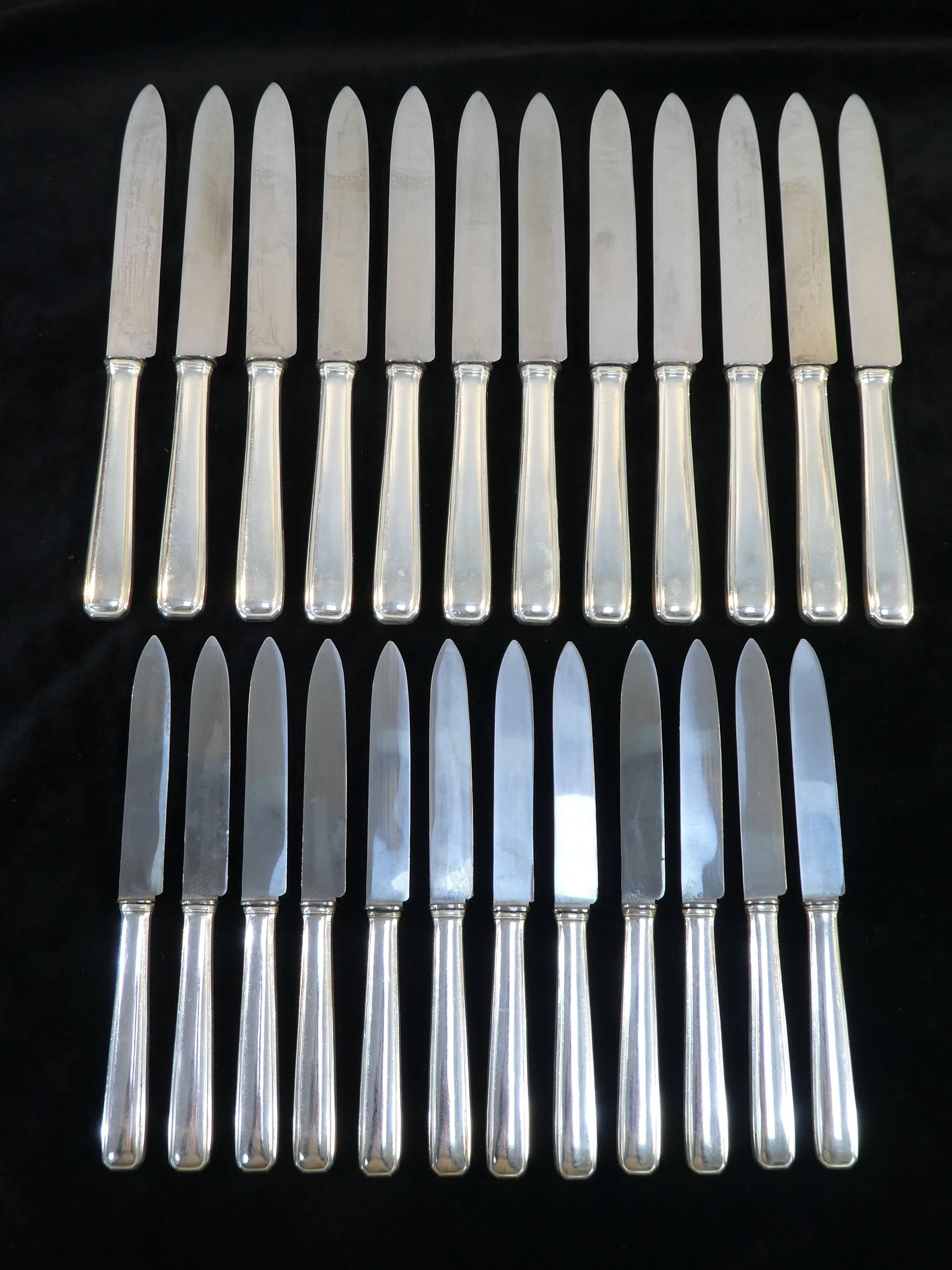 Box 24 knives boulenger in silver metal model suzy