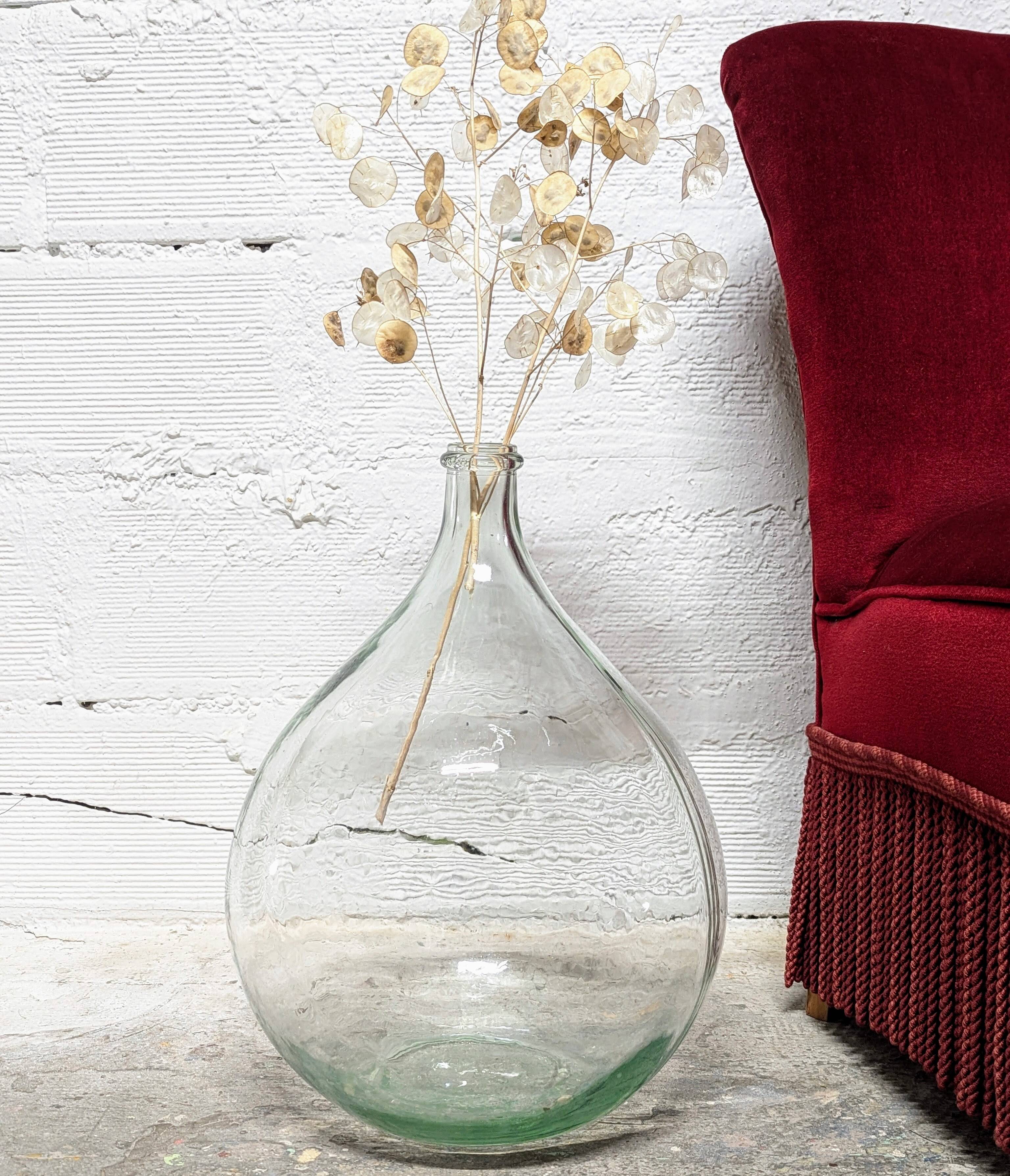 Transparent demijohn 20 liters