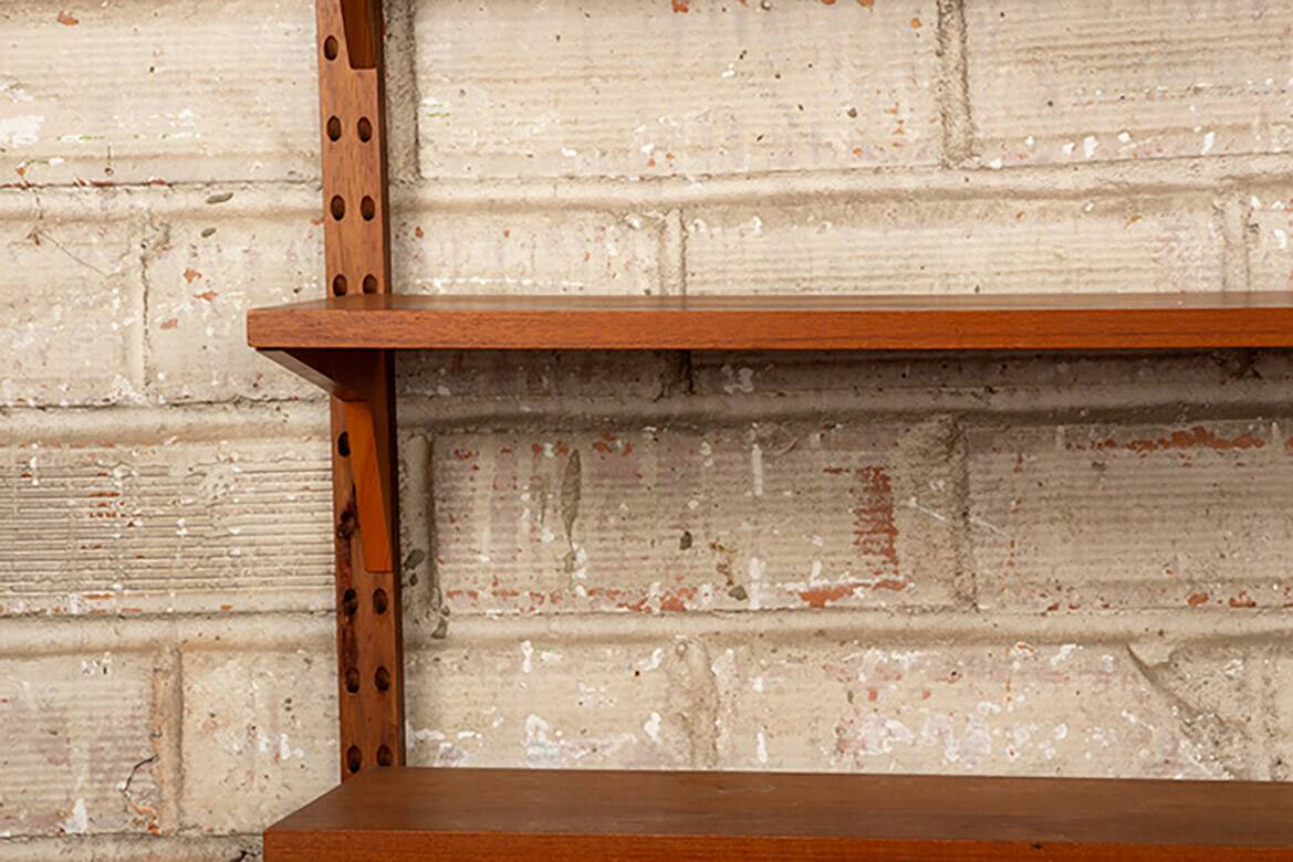A Danish modular teak shelf, Poul Cadovius for Cado 1960 - 160 cm.